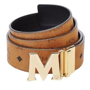 MCM reversible leather men’s luxury belt! Sized to 36 (medium)